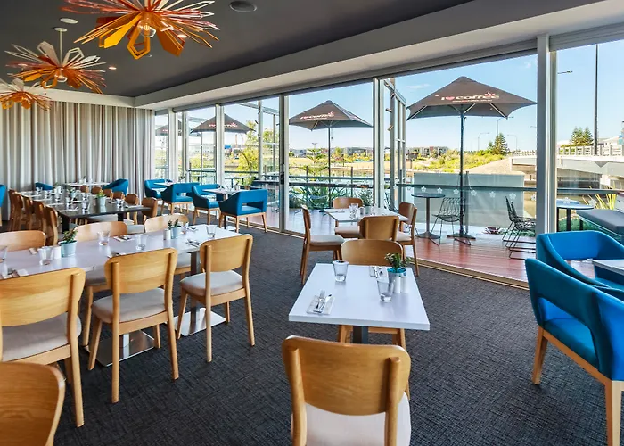 Mercure Sunshine Coast Kawana Waters