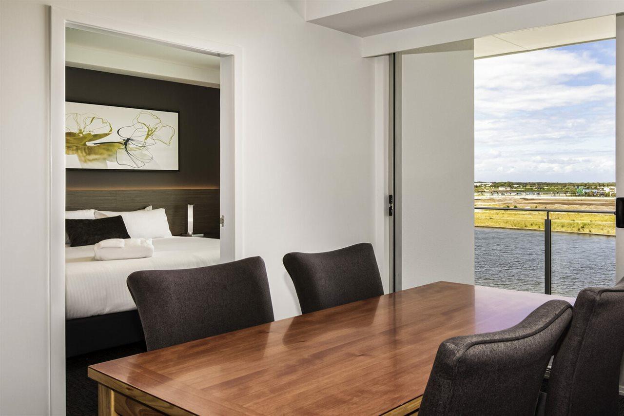 Mercure Sunshine Coast Hotel