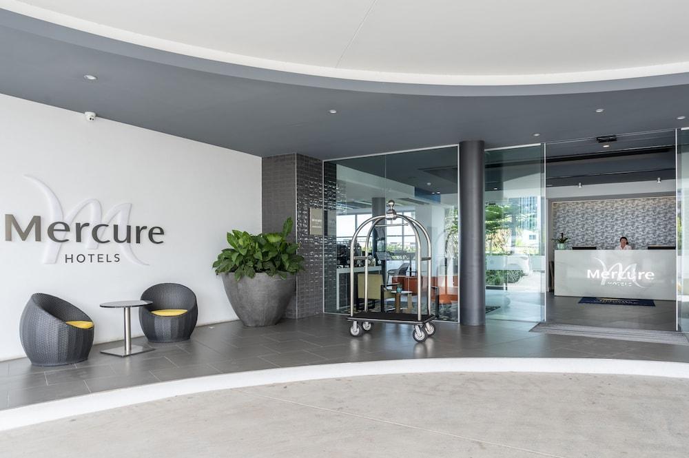 Hotel Mercure Sunshine Coast 4*