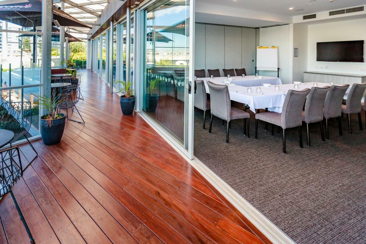 Mercure Sunshine Coast 4*